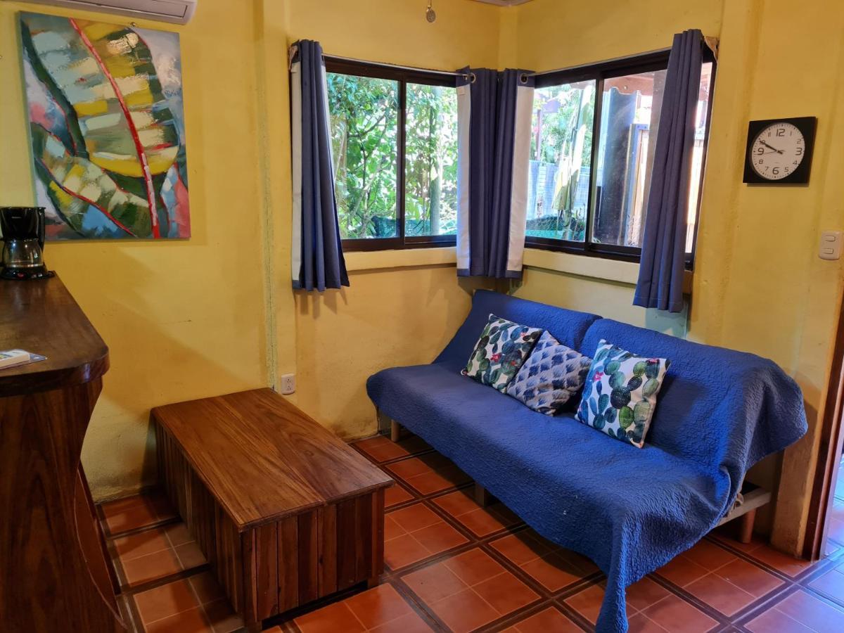 Jungle Beach Bungalow With Ac & Fiber Optic Puerto Viejo de Talamanca Стая снимка